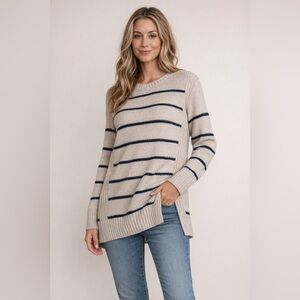 a.n.a Beige and Navy Striped Women's Sweater | L